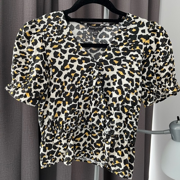 Leopard print v-neck blouse - Picture 1 of 2